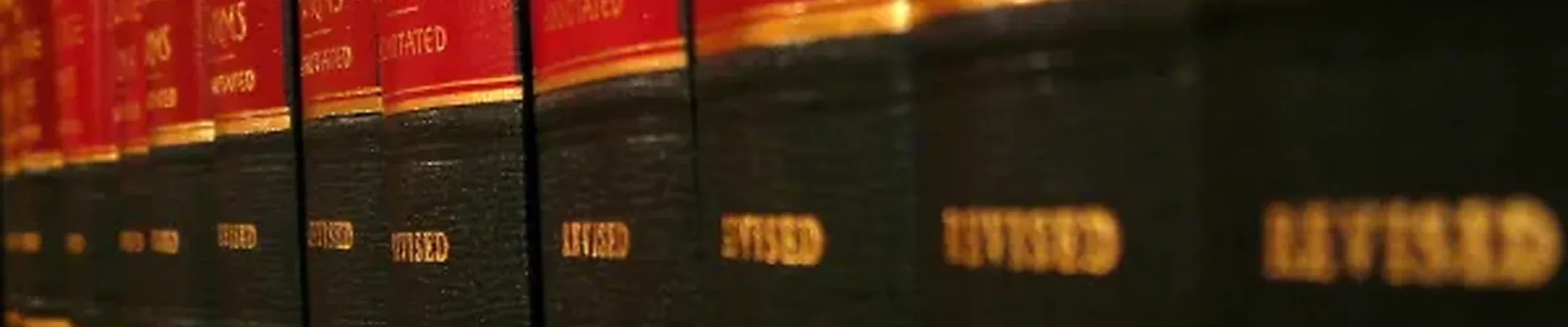 Livros em escritório de advocacia